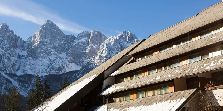 4* slovinské Alpy: moderní Alpski Resort Špik****, polopenze a odpočinek v bazénech
