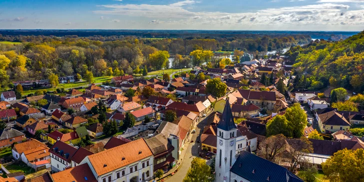 Pobyt v maďarské vinařské oblasti Tokaj: snídaně, privátní wellness i lahev vína