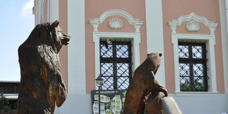 VIP vstup do záchranné stanice v Bartošovicích vč. krmení zvířat pro 2 osoby