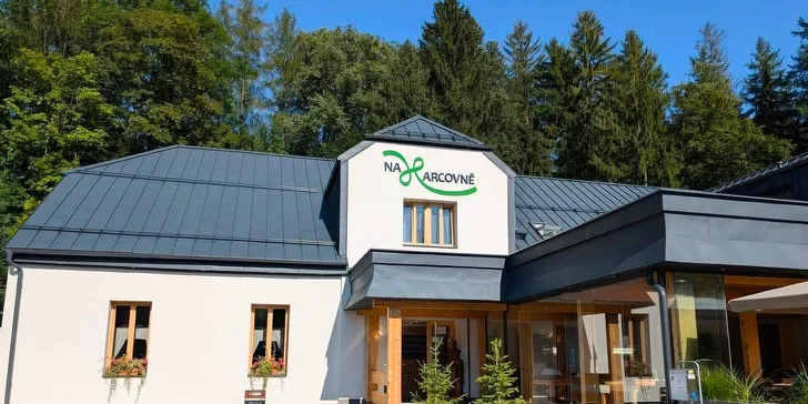 Otevřený voucher do tradičního hostince: cokoli z jídelního lístku v hodnotě 500 až 2000 Kč