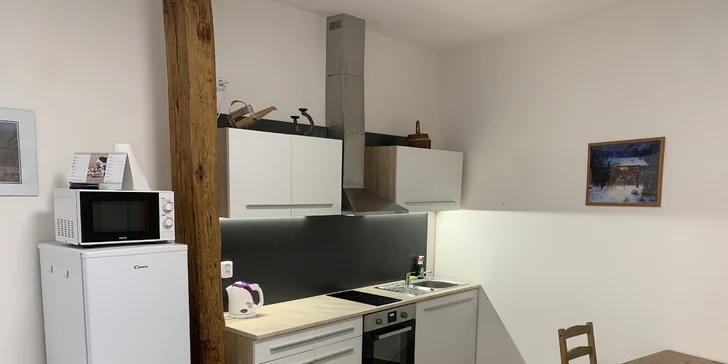 Pobyt na statku pod Brdy: vybavené apartmány až pro 5 osob i vyjížďka na koních