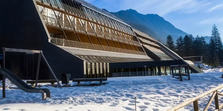 4* slovinské Alpy: moderní Alpski Resort Špik****, polopenze a odpočinek v bazénech