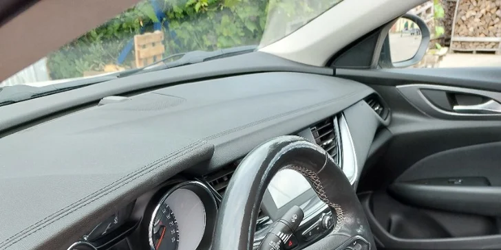 Auto jako nové: čištění interiéru, exteriéru i keramická ochrana ALU disků