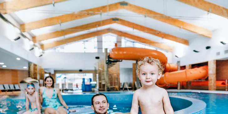 Polské Krkonoše pro pár i rodinu: 4* resort s wellness a aquaparkem, snídaně či polopenze