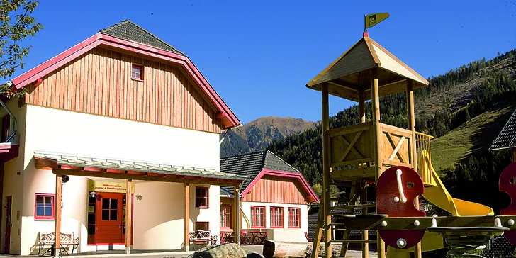 Aktivní dovolená v Alpách: 3* hotel s polopenzí a lesní saunou, 5 minut od centra Donnersbachwaldu