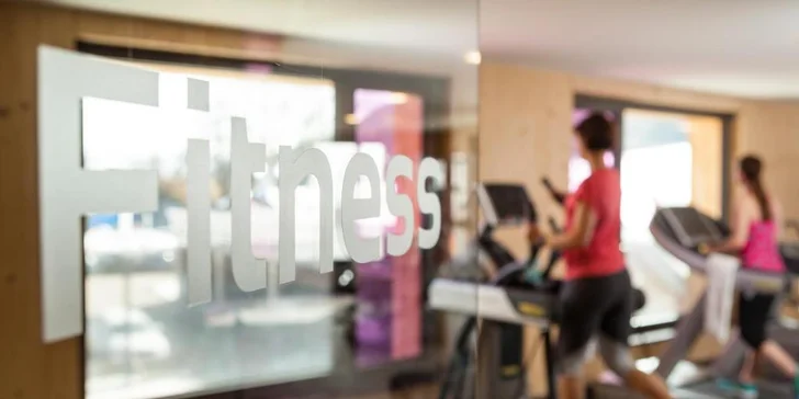 Aktivní dovolená v Alpách: moderní hotel ve městě Gaschurn, vč. snídaně a wellness, dítě zdarma