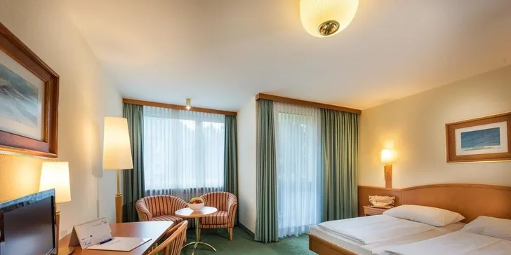 Zimní dovolená v Bad Hofgastein: 4* hotel s polopenzí a wellness, více než 200 km sjezdovek