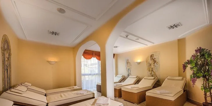 Zimní dovolená v Bad Hofgastein: 4* hotel s polopenzí a wellness, více než 200 km sjezdovek