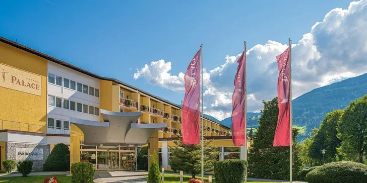 Zimní dovolená v Bad Hofgastein: 4* hotel s polopenzí a wellness, více než 200 km sjezdovek