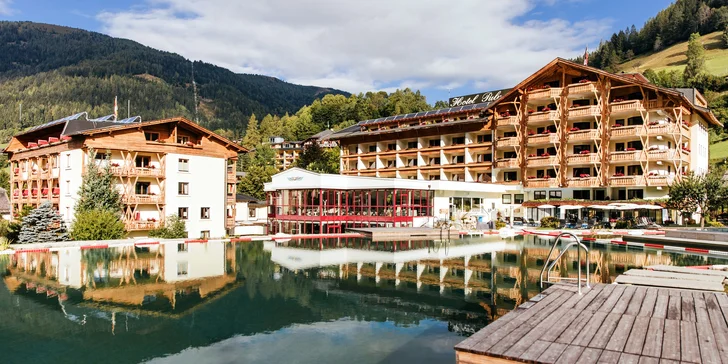 Zima v Korutanech: 5* hotel Pulverer kousek od sjezdovky, polopenze a neomezený vstup do wellness