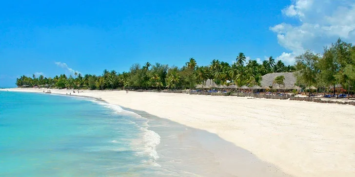 Letecky na Zanzibar: hotel Dongwe Club Vacanze**** s all inclusive a bazénem hned u pláže