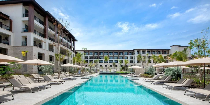 Dominikánská republika: 5* Hotel Lopesan Costa Bávaro Resort, Spa & Casino, u pláže, s bazény, all inclusive a přímý let
