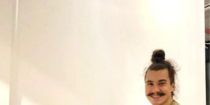 Baňkování nebo až hodinová relaxační či hloubková masáž zad