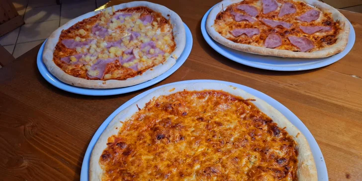 Pizza podle výběru ze 7 druhů i s nápojem pro 1 nebo 2 osoby