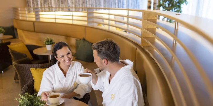 Krásný hotel ve Štýrských Alpách s polopenzí a neomezenými saunami