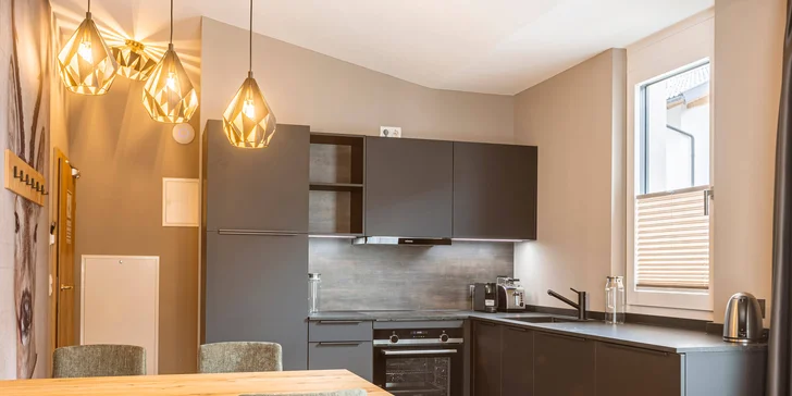 Dovolená v tyrolských Alpách: luxusní apartmány až pro 4 osoby, wellness, karta výhod