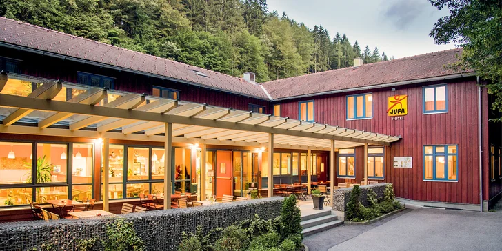 Krásný hotel ve Štýrských Alpách s polopenzí a neomezenými saunami