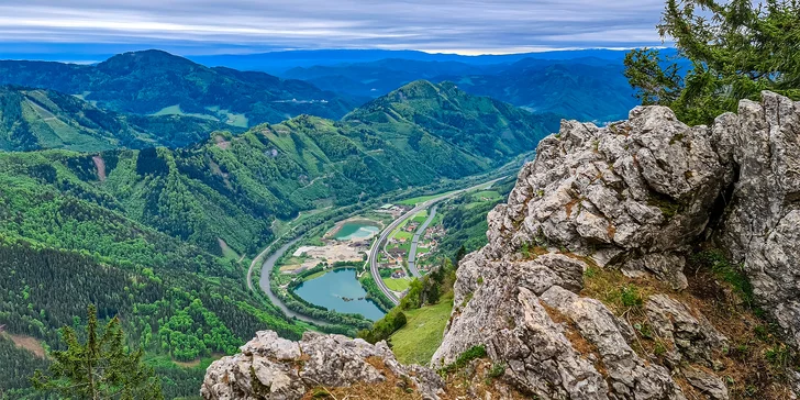Krásný hotel ve Štýrských Alpách s polopenzí a neomezenými saunami