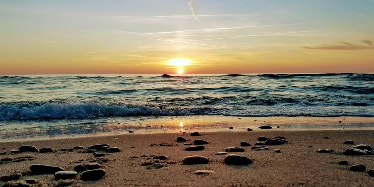 Dovolená u Baltu: wellness s bazénem, saunou a vířivkou, parádní hřiště, nedaleko od pláže