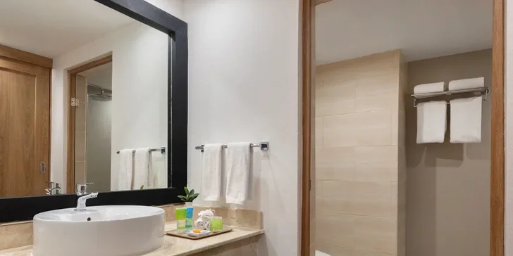 All inclusive Dominikánská republika: 4* hotel Sunscape Coco Punta Cana u pláže, přímý let z Prahy