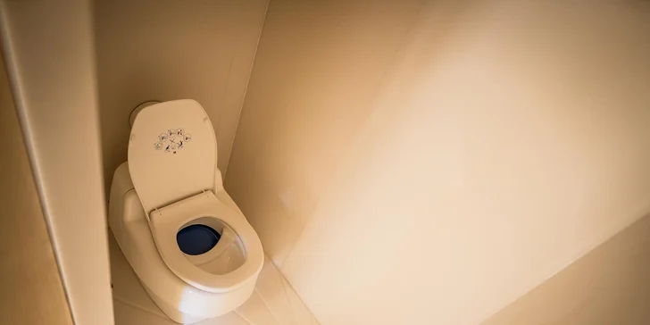 Tiny house na Sázavě: cedrová sauna, možnost snídaní i grilování