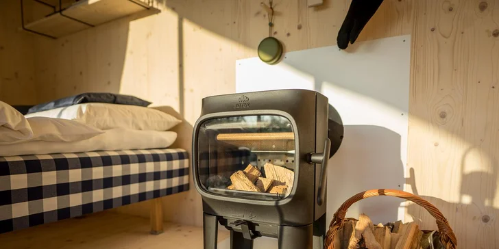 Tiny house na Sázavě: cedrová sauna, možnost snídaní i grilování