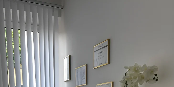 Komplexní kosmetické ošetření nebo péče Golden skin s kaviárem a zlatem
