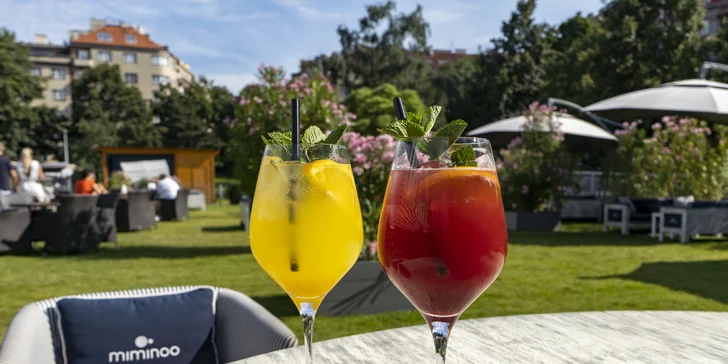 Dárkové poukazy na jídlo i nápoje ve 3 restauracích Žižkovské věže: Miminoo, Oblaca a Bistro 66