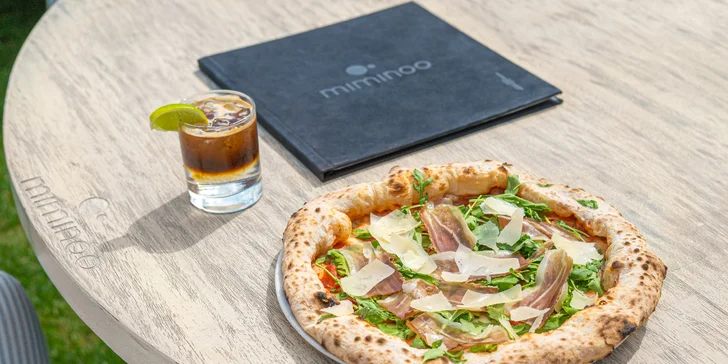 Dárkové poukazy na jídlo i nápoje ve 3 restauracích Žižkovské věže: Miminoo, Oblaca a Bistro 66