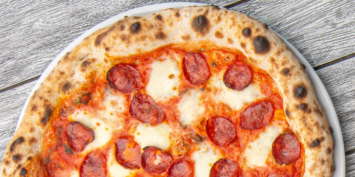 Vstup na Žižkovskou věž a pizza podle výběru v restauraci Miminoo
