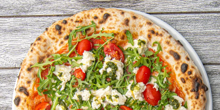 Vstup na Žižkovskou věž a pizza podle výběru v restauraci Miminoo