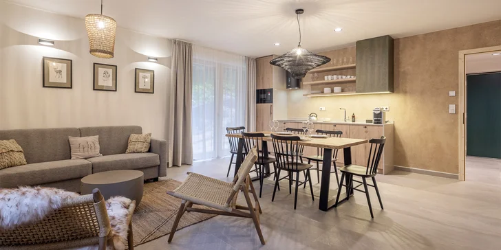 Luxusní dovolená v Jizerských horách: moderní apartmány až pro 7 osob, snídaně, privátní wellness