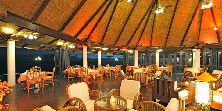 Letecky na Maledivy: Villa Park Sun Island***** s all inclusive, vily u pláže nebo i s bazénem