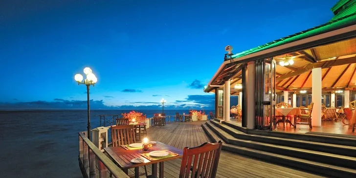 Letecky na Maledivy: Villa Park Sun Island***** s all inclusive, vily u pláže nebo i s bazénem