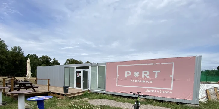 Osvojte si základy tenisu: trénink s profíkem i výběr rakety na míru, 60 minut