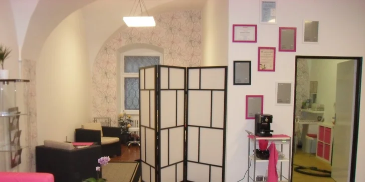 Permanentní prodloužení a zahuštění řas