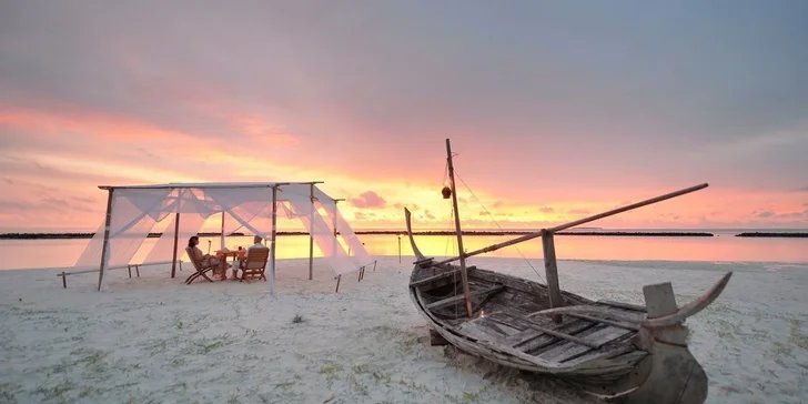 Dokonalý relax na Maledivách: 5* resort s all inclusive, vč. letenek