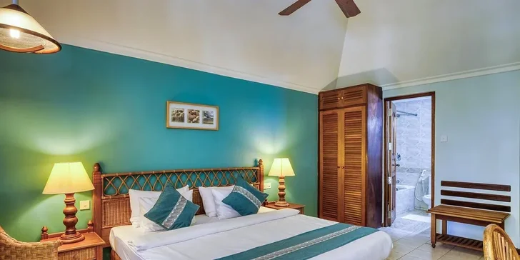 Tropický ráj na Maledivách: 4* hotel Fihalhohi Maldives s all inclusive, přímý let