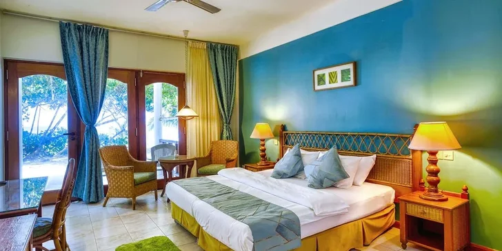 Tropický ráj na Maledivách: 4* hotel Fihalhohi Maldives s all inclusive, přímý let