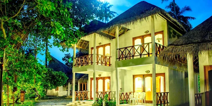Tropický ráj na Maledivách: 4* hotel Fihalhohi Maldives s all inclusive, přímý let