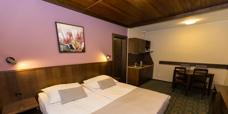Horský hotel u Pece pod Sněžkou: snídaně či polopenze a 90 min. wellness