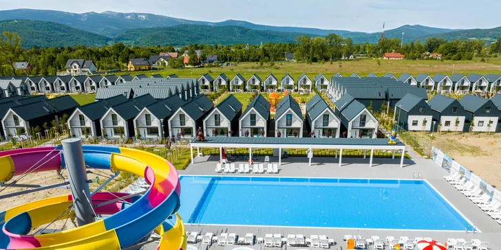 Jelenia Góra: zážitkový resort s aquaparkem i animačním programem, bydlení v moderních domcích