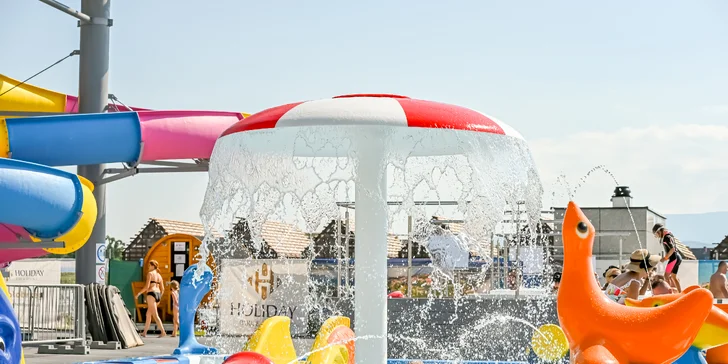 Jelenia Góra: zážitkový resort s aquaparkem i animačním programem, bydlení v moderních domcích