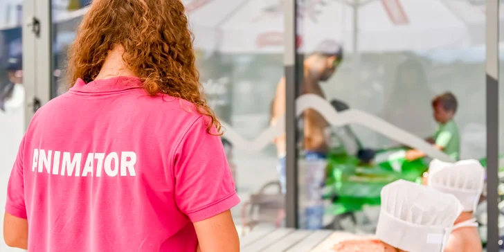 Jelenia Góra: zážitkový resort s aquaparkem i animačním programem, bydlení v moderních domcích