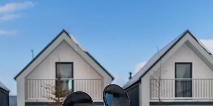 Jelenia Góra: zážitkový resort s aquaparkem i animačním programem, bydlení v moderních domcích