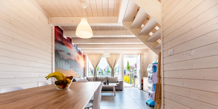 Jelenia Góra: zážitkový resort s aquaparkem i animačním programem, bydlení v moderních domcích
