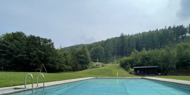 Pohodová dovolená v podhůří Beskyd: penzion se snídaní či polopenzí, bazén a infrasauna