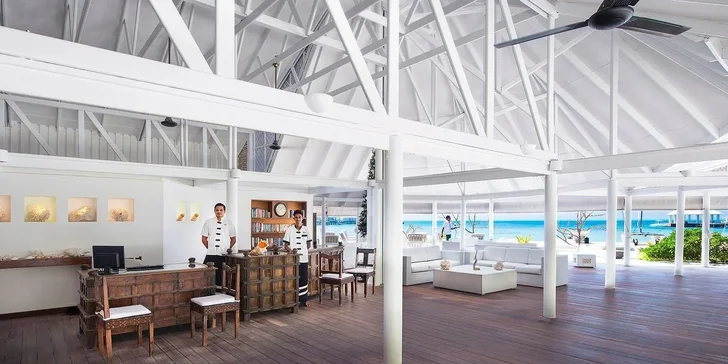 Dovolená na Maledivách: luxusní 5* resort přímo u pláže, vč. all inclusive