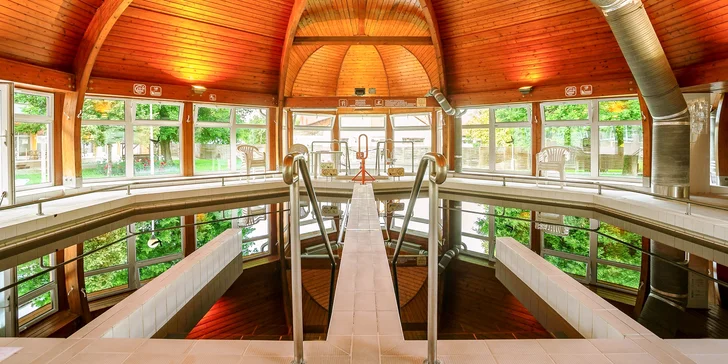 Rodinná dovolená v Maďarsku: 3* hotel s polopenzí a wellness, vstup do největších termálů v Evropě