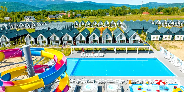 Jelenia Góra: zážitkový resort s aquaparkem i animačním programem, bydlení v moderních domcích
